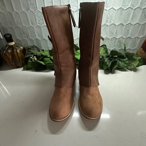 Brown Leather Knee-High Boots With Dual Zipper Closure & Block Heel - Picture 3 of 13